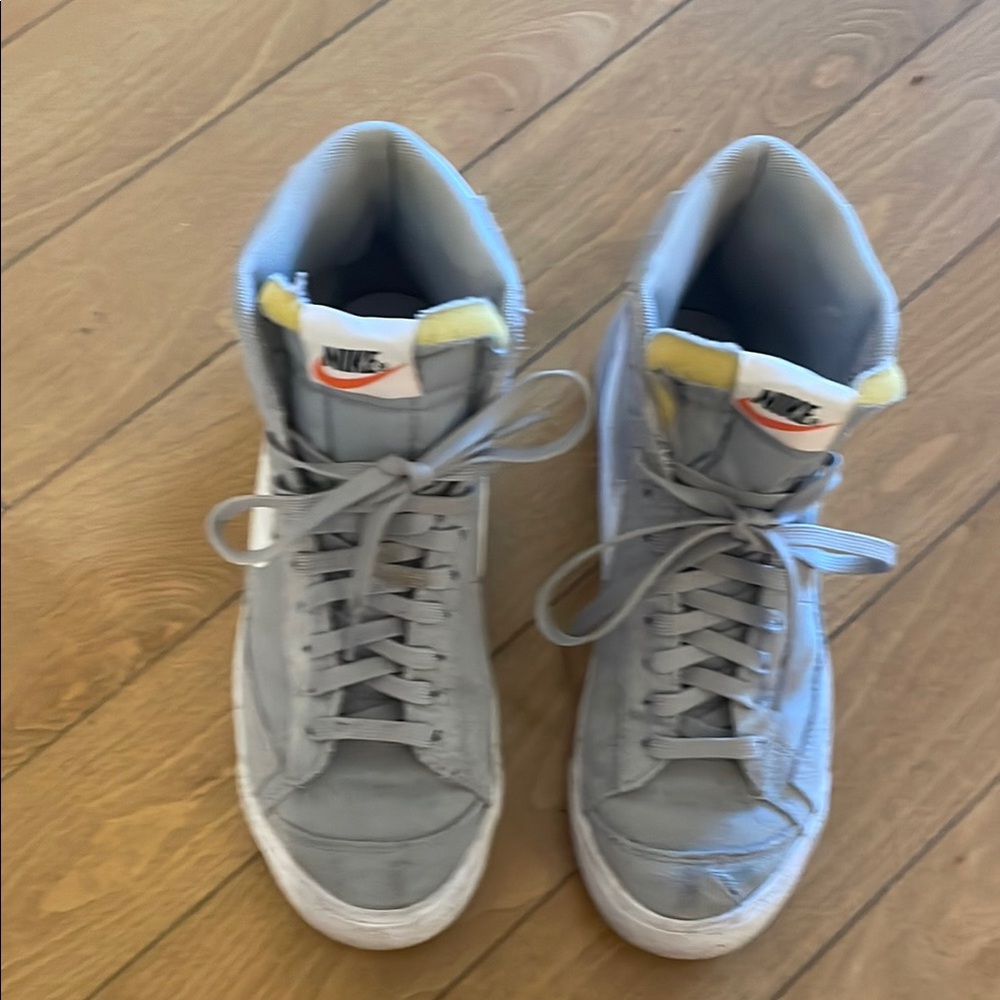 Nike Gray Minimalist Sneakers with Suede Finish